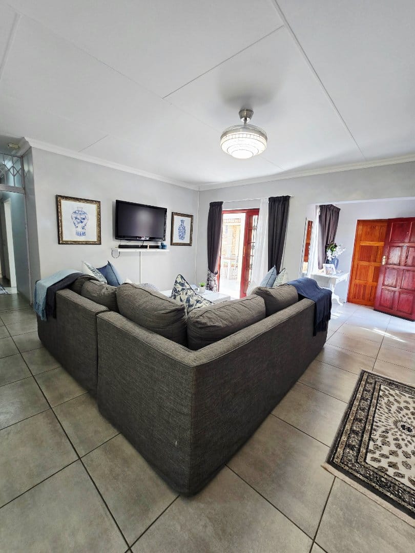 3 Bedroom Property for Sale in Flamwood North West